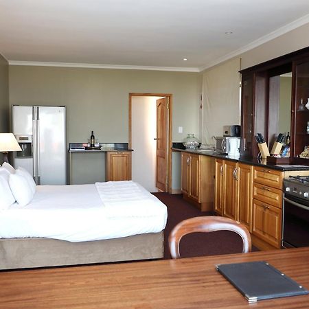 Kingston Place Guesthouse ダーバン エクステリア 写真