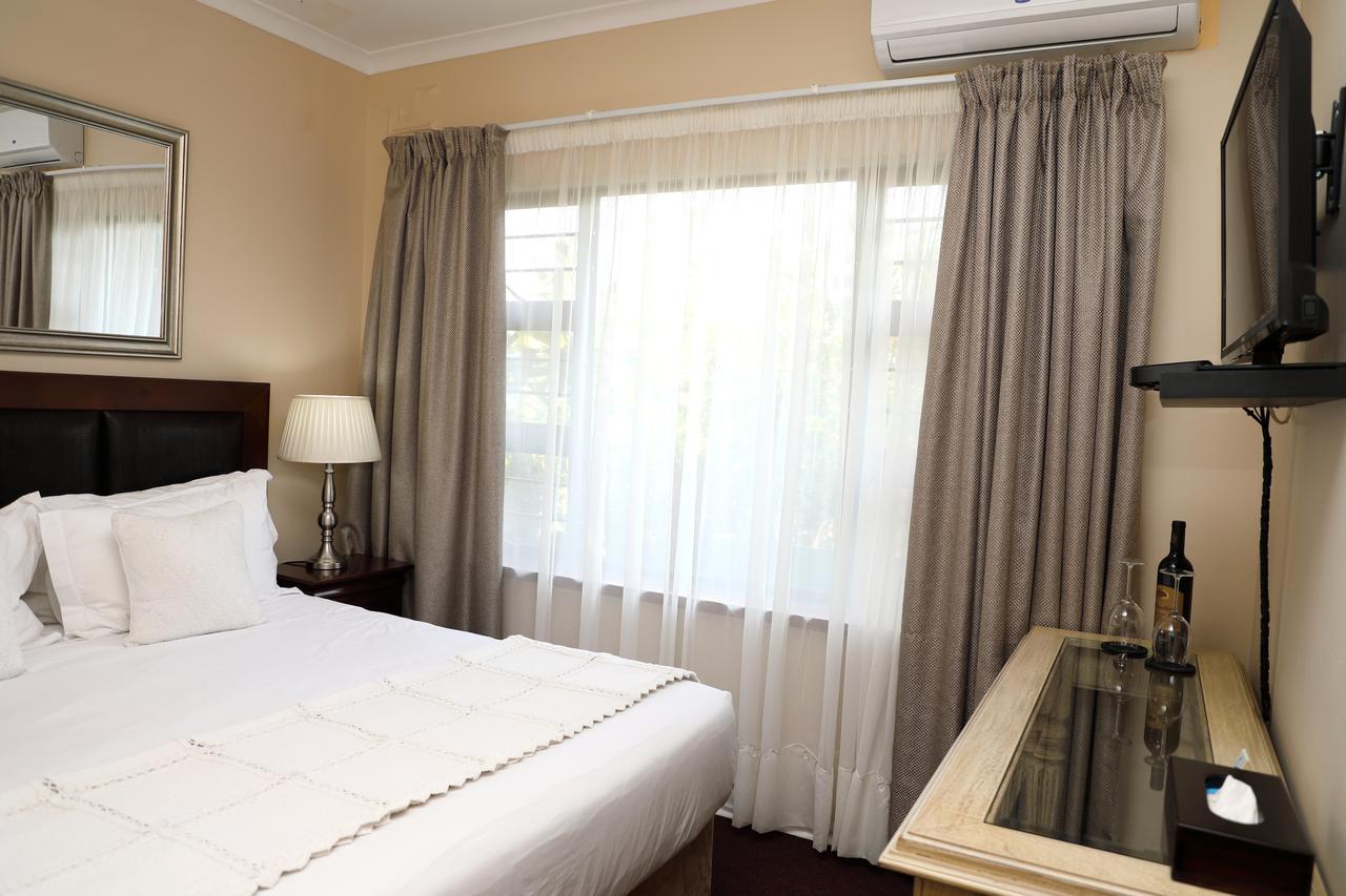 Kingston Place Guesthouse ダーバン エクステリア 写真